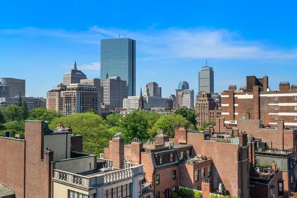 15 River Street #707, Boston, MA 02108
