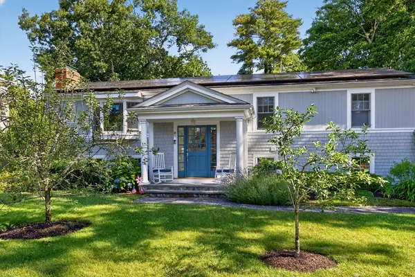 7 Vine Street, Marion, MA 02738