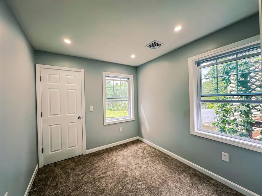 14 Hillside Rd, Northborough, MA 01532 - #2