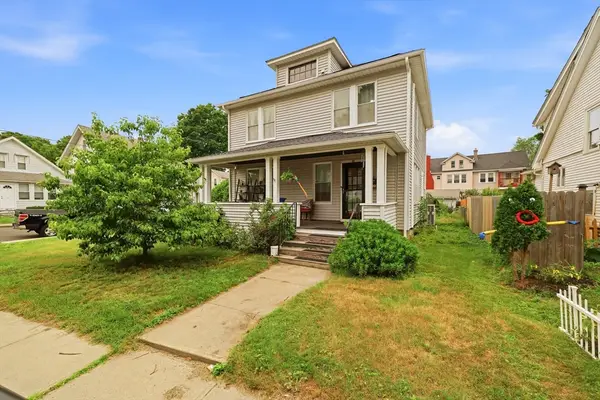 39 Claremont Ave, Holyoke, MA 01040