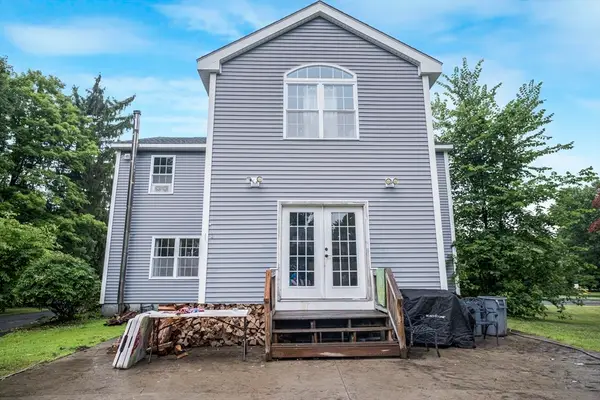 475 Somers, East Longmeadow, MA 01028