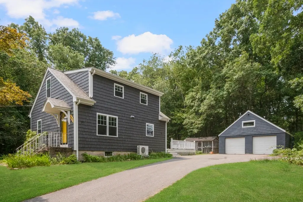 993 Pine St, Seekonk, MA 02771 - #1