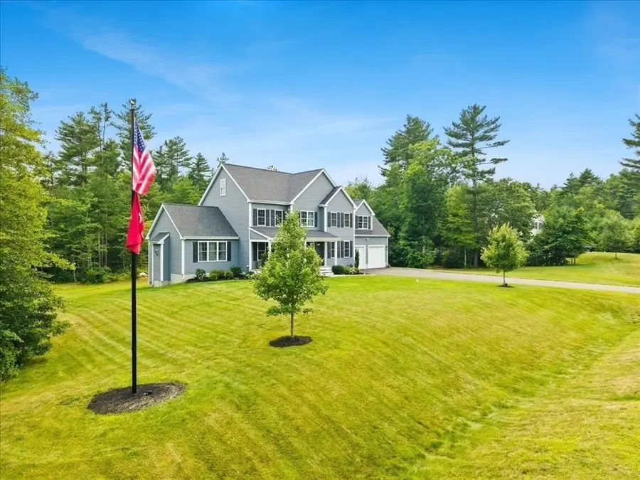 8 Paddock Cir, Middleboro, MA 02346 - #3