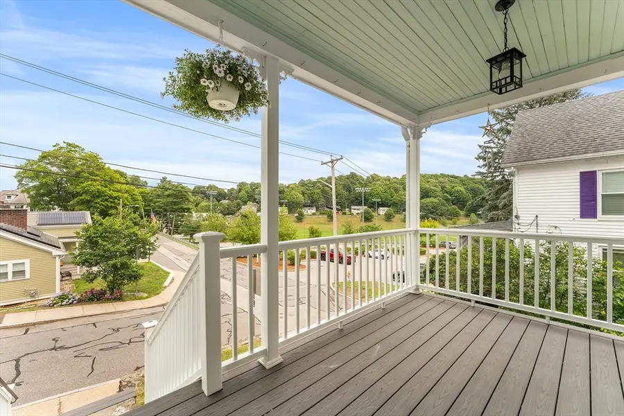 39 Orchard St, Marlborough, MA 01752 - #3