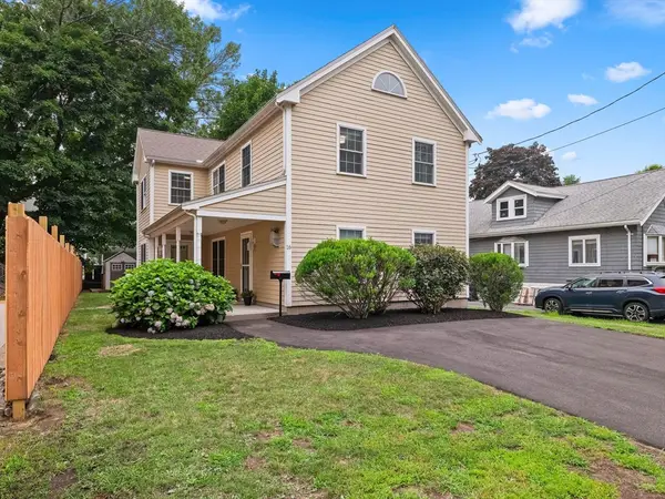 16 Ells Ave, Melrose, MA 02176