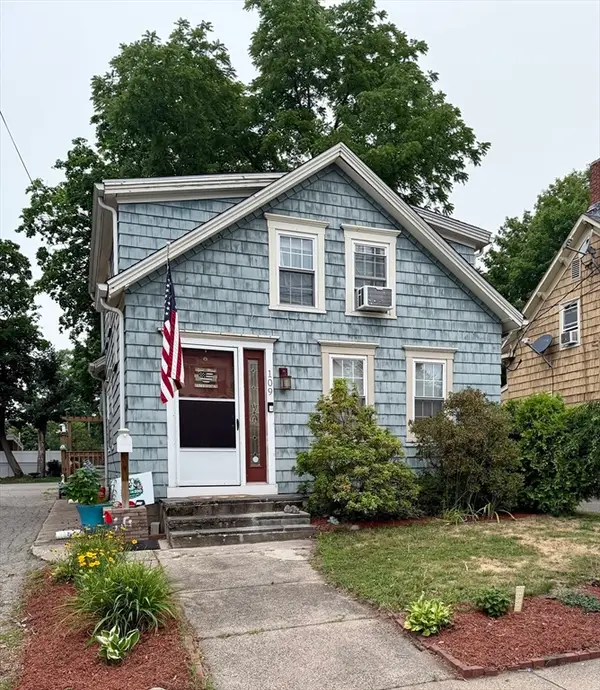 109 Union St, Attleboro, MA 02703
