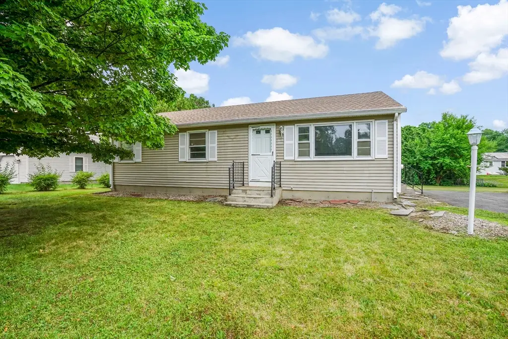 31 Kellogg Ave, Feeding Hills, MA 01030 - #1