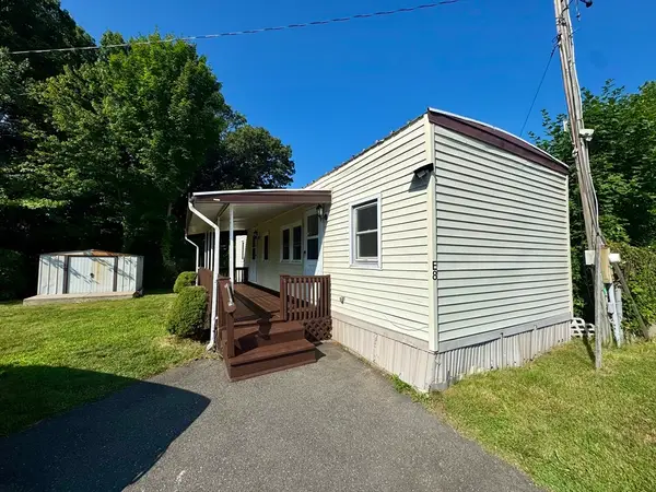 299 Miller St #E8, Ludlow, MA 01056