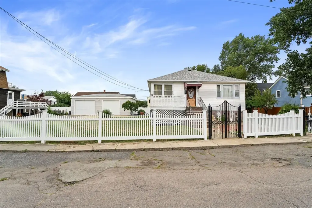 101 Kenberma St, Hull, MA 02045 - #1