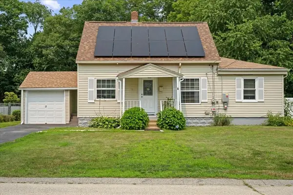 6 Oakwood Ave, Auburn, MA 01501