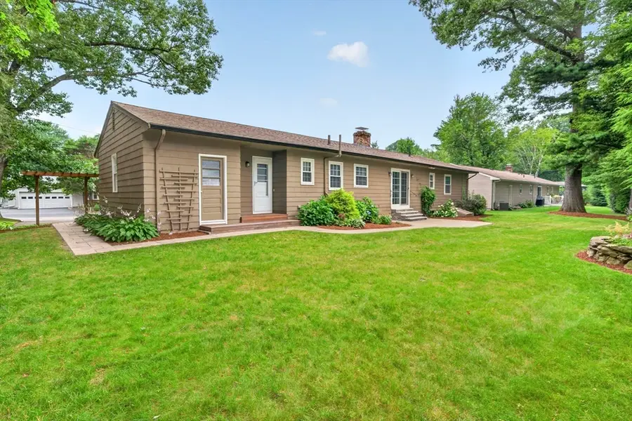 74 Lynnwood Ln, Worcester, MA 01609 - #3