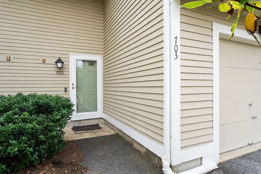 703 Brookhaven Ln #703, Woonsocket, RI 02895 - #2
