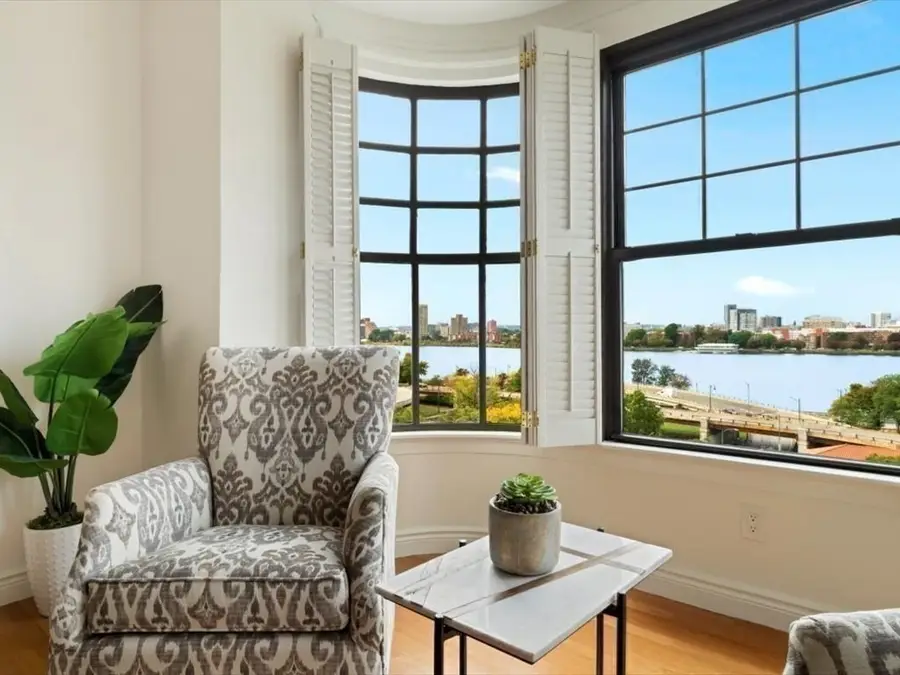4 Charlesgate E #705, Boston, MA 02215 - #2