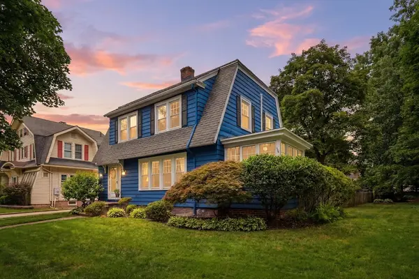198 Converse Street, Longmeadow, MA 01106