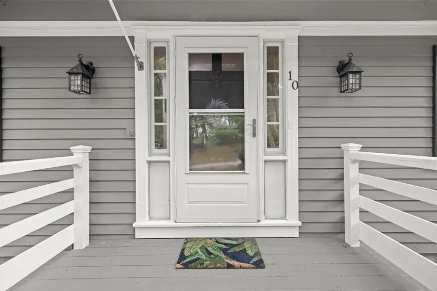 10 Flint Locke Dr, Duxbury, MA 02332 - #2