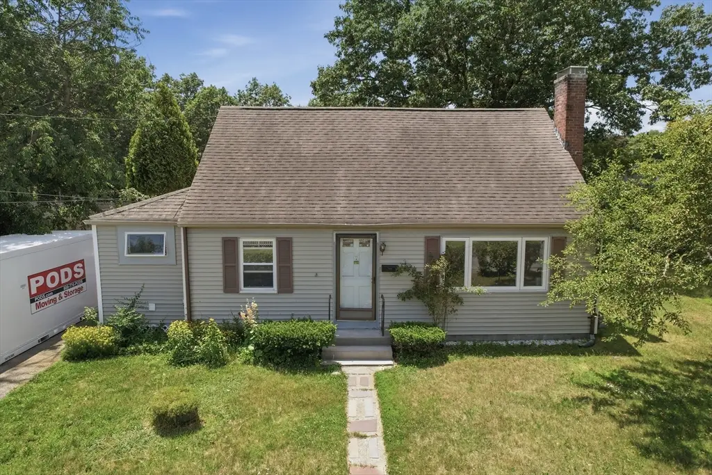 6 Meadowbrook Rd, Hudson, MA 01749 - #1