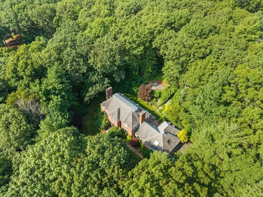 11 Fox Run Rd, Dover, MA 02030 - #3