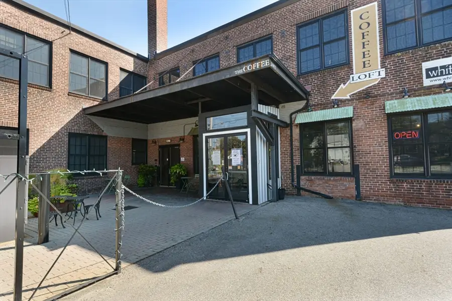 406 Lincoln St #306, Marlborough, MA 01752 - #3
