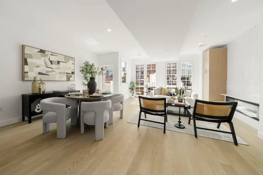 51 North Margin St #uph4, Boston, MA 02113 - #3