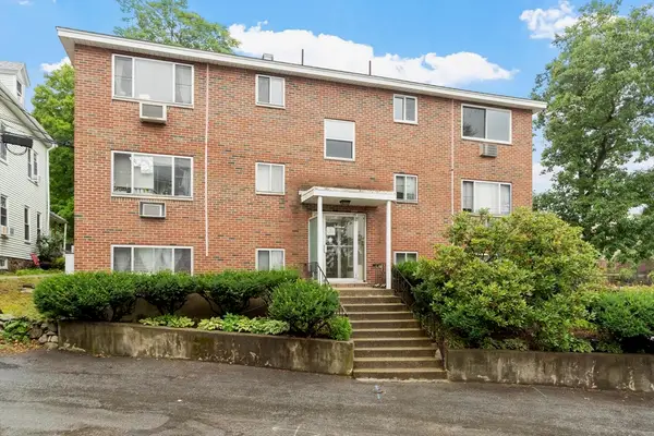 6 Norumbega Terrace #8, Waltham, MA 02453