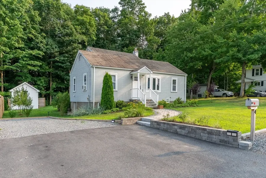 4 Glenwood Ave, Foxboro, MA 02035 - #3