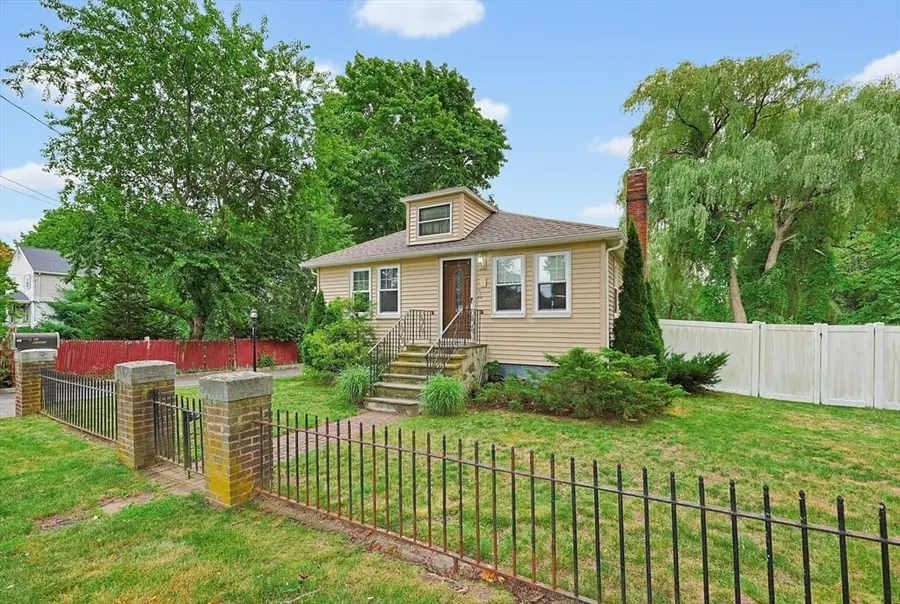 53 Blaney Ave, Peabody, MA 01960 - #2