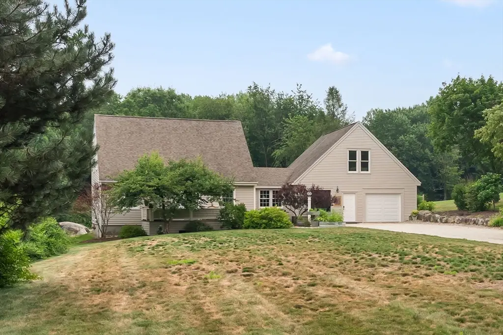 292 Warren Rd, Brimfield, MA 01010 - #1