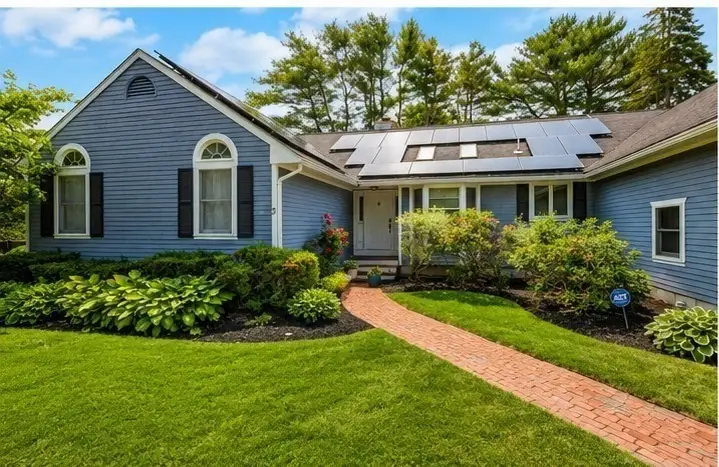 3 Meadow Cir, Barrington, RI 02806 - #1