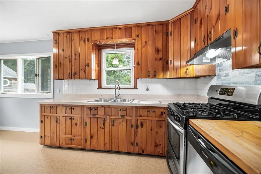 21 Lafayette St, Amesbury, MA 01913 - #2