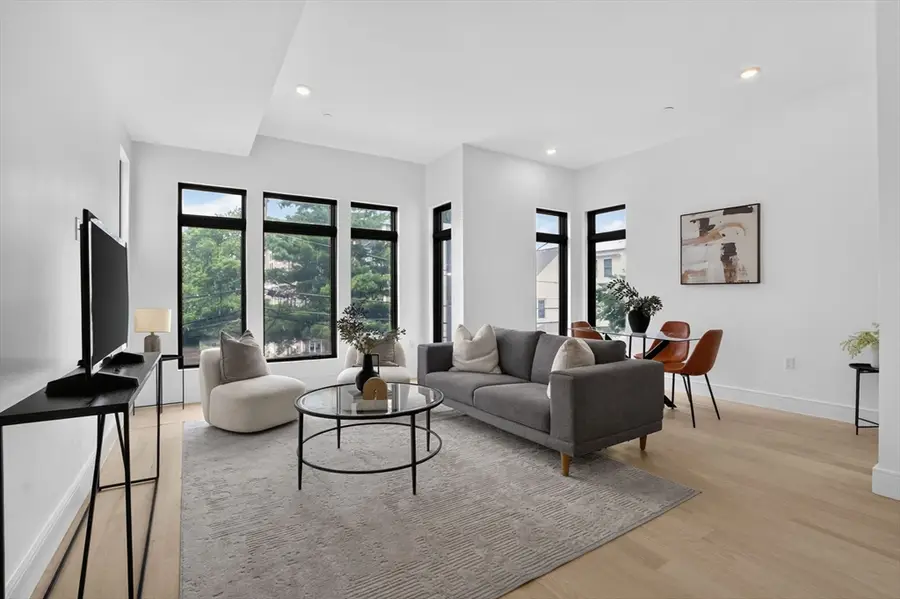 13 Clyde St #E, Somerville, MA 02145 - #2