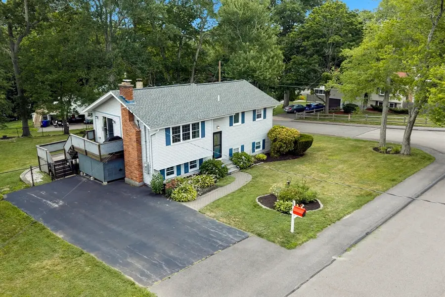28 Yale Dr, Milford, MA 01757 - #3