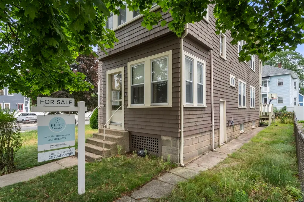 31 Lewis St, Medford, MA 02155 - #1