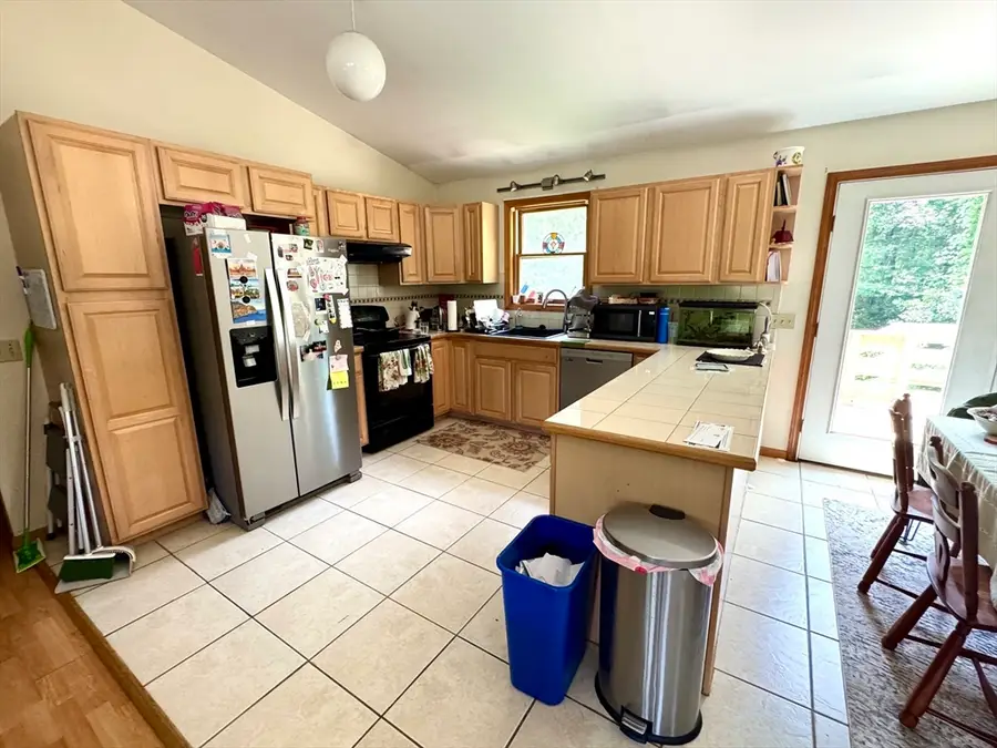 539 Pulpit Hill Rd, Amherst, MA 01002 - #2