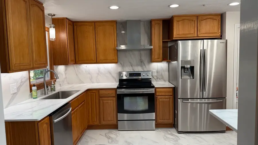 48 Badger Rd, Framingham, MA 01702 - #2