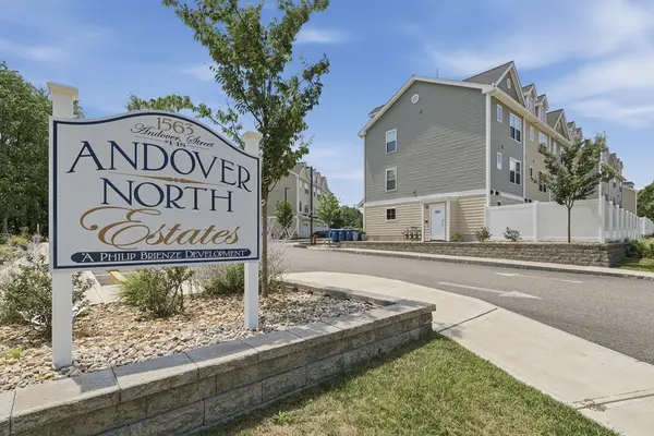 1563 Andover St #10, Tewksbury, MA 01876