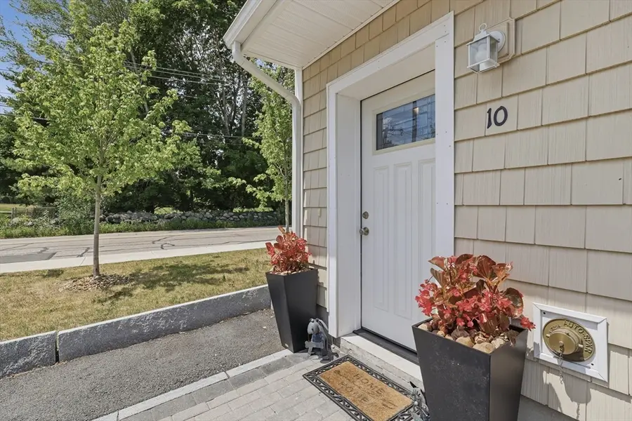 1563 Andover St #10, Tewksbury, MA 01876 - #2