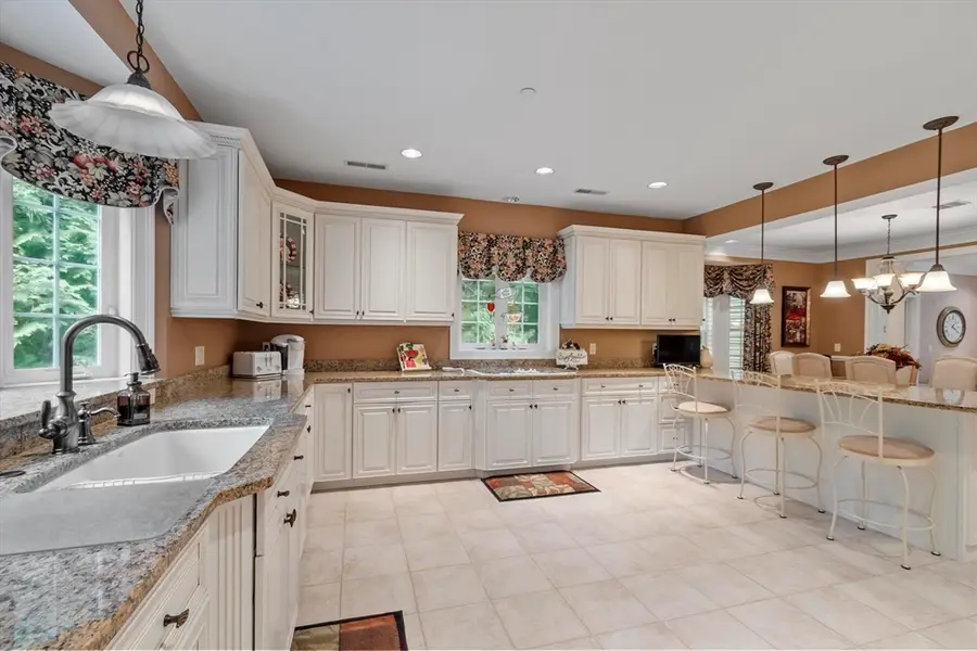 99 Main St #10, Westford, MA 01886 - #2
