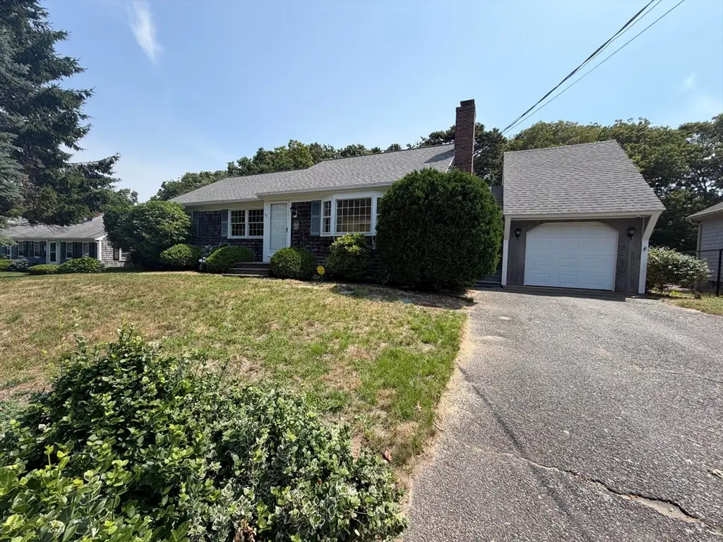 96 Pawkannawkut Dr, South Yarmouth, MA 02664 - #1