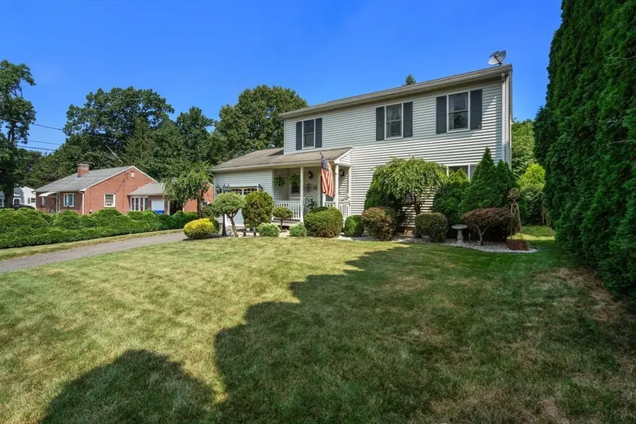 44 Fallston St, Springfield, MA 01119 - #3
