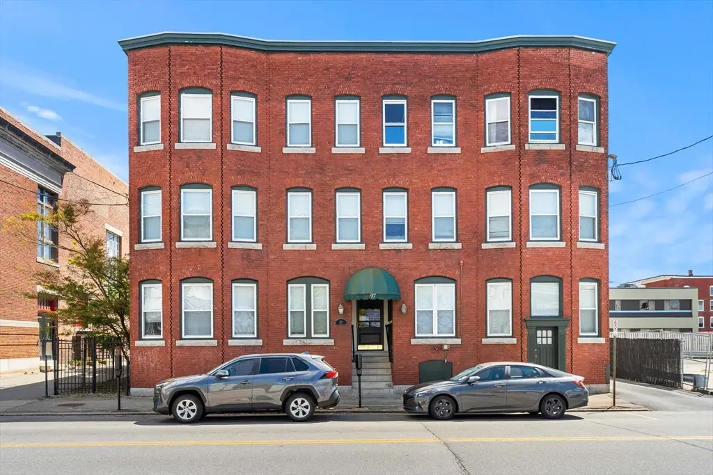 97 Bridge St, Manchester, NH 03101 - #1