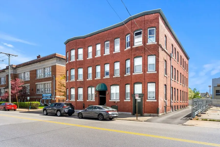 97 Bridge St, Manchester, NH 03101 - #2