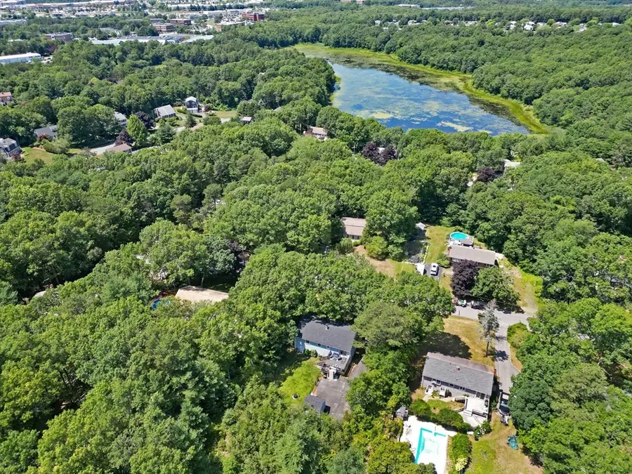 16 Pequot Ter, Plymouth, MA 02360 - #3