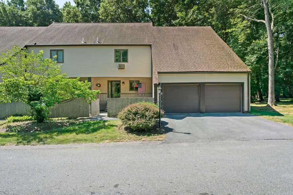 8 Bancroft Cmn #8, Franklin, MA 02038 - #1