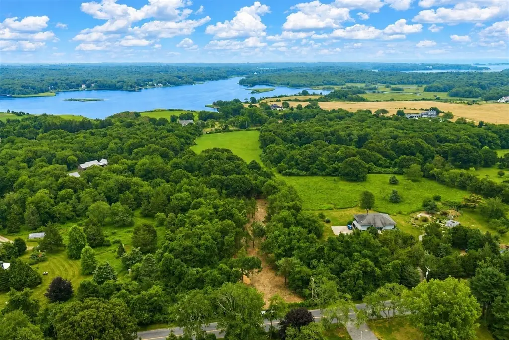 536 Horseneck Road, Dartmouth, MA 02748 - #1