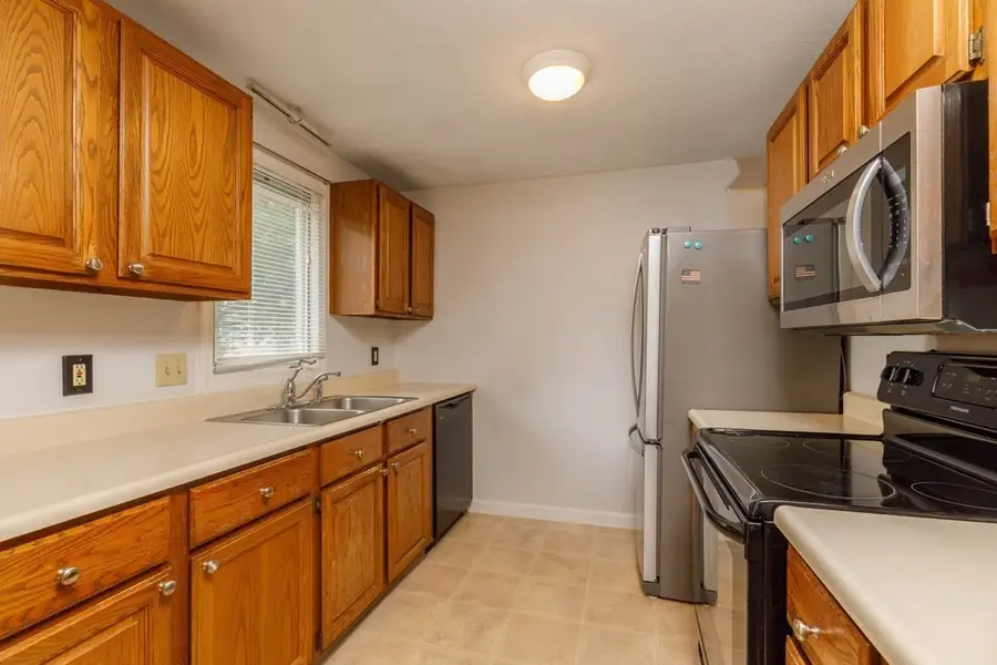 31 Macintosh Lane #31, Leominster, MA 01453 - #2