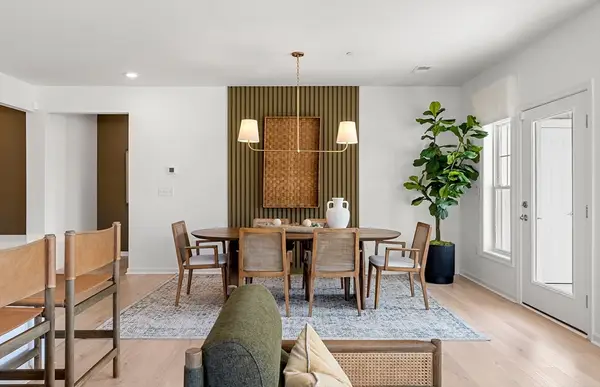 141 East Point Drive #207, East Providence, RI 02916