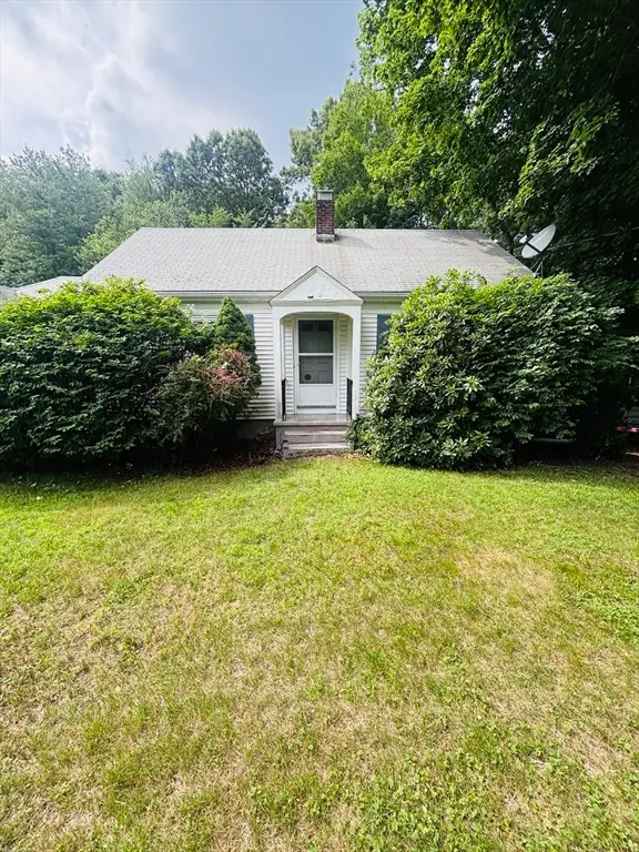 86 Mechanic St, Foxboro, MA 02035 - #3