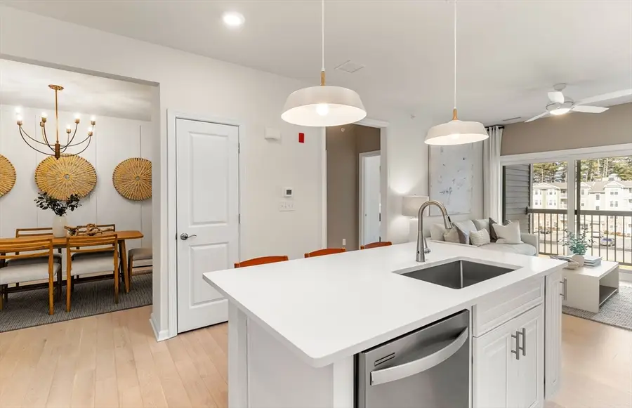 141 East Point Drive #410, Rumford, RI 02916 - #3
