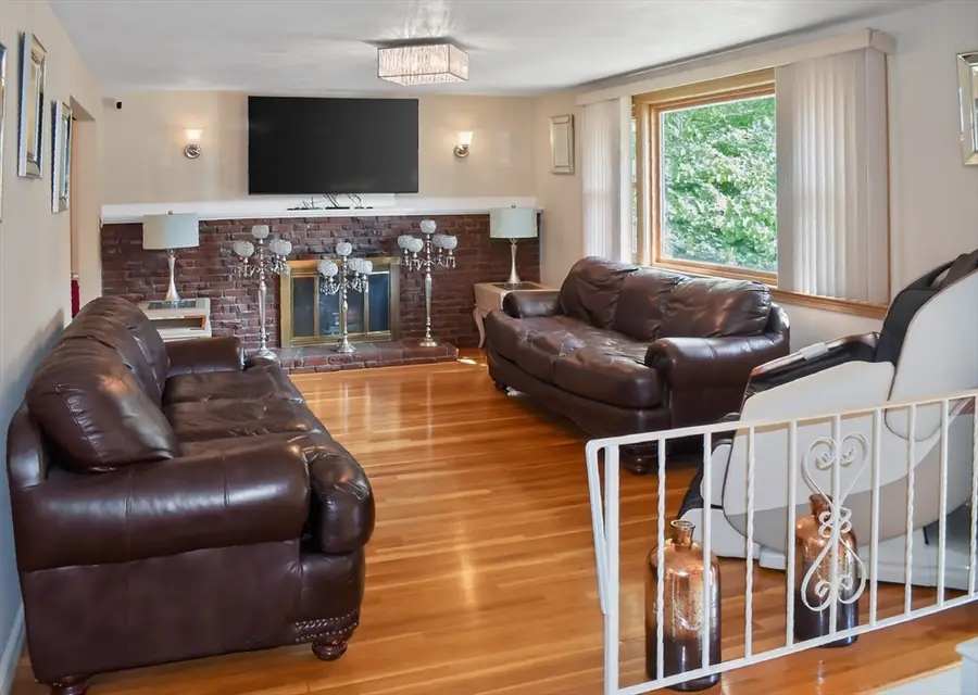 223 Robert Rd, Dedham, MA 02026 - #2