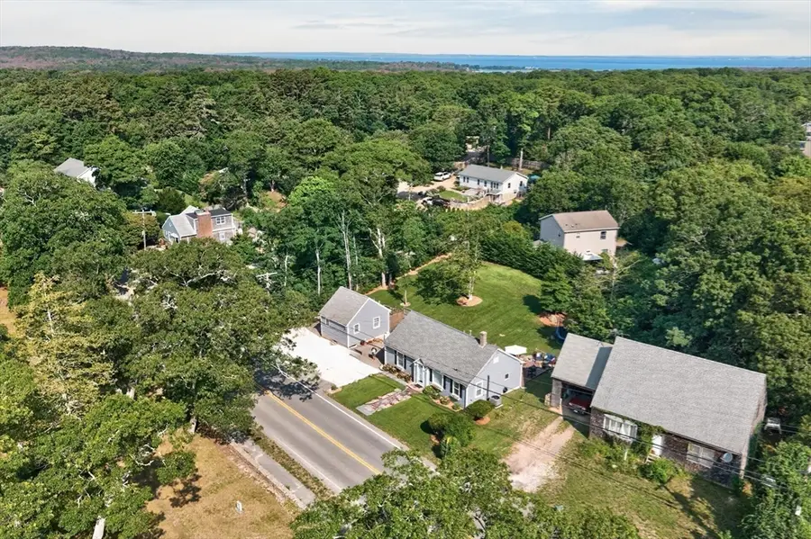 21 W Spring St, Tisbury, MA 02568 - #3